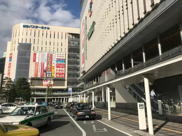 博多駅まで最短で1時間で出れますよ。