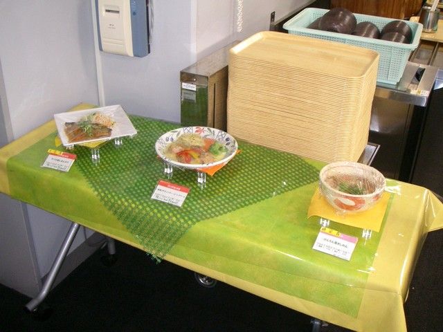 【従業員食堂】まなかいも数種類から選べます♪