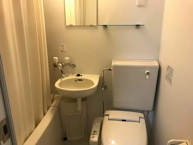 【寮内】お風呂・トイレ付です