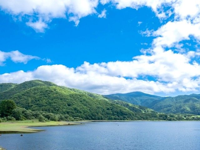 近隣には桧原湖、五色沼、磐梯山、中津川渓谷など見どころたくさん♪