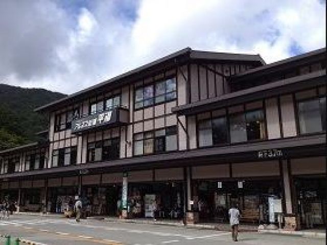 【平湯バスターミナル】売店や飲食店あります！！