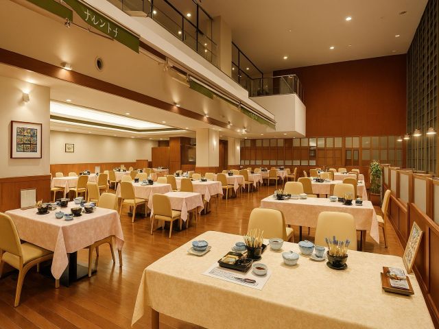 朝食はバイキングになります！
残業も多くなく、安定して働けます。