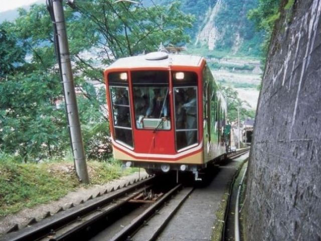 休日は観光がオススメ！ケーブルカーに乗って旅しましょう☆★