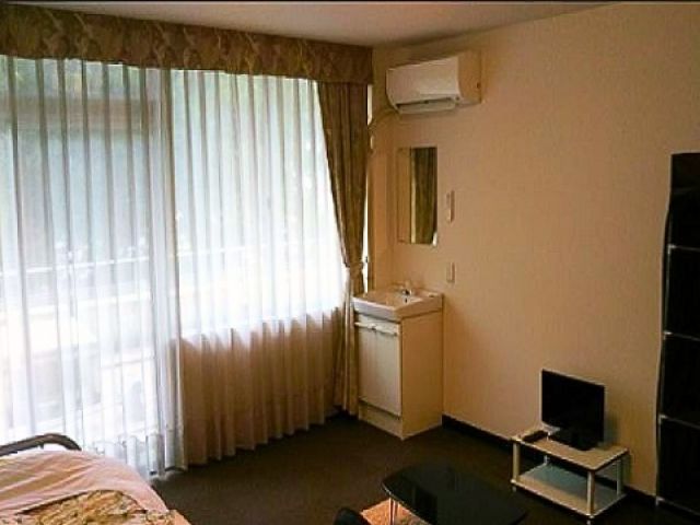 安心の個室寮◇
街中なので買い物環境も抜群!!