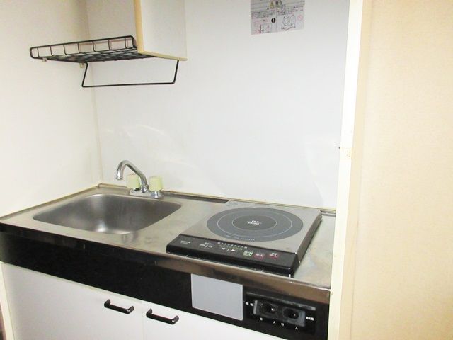 食事も無料で付いてますが、自炊環境も整っております!!