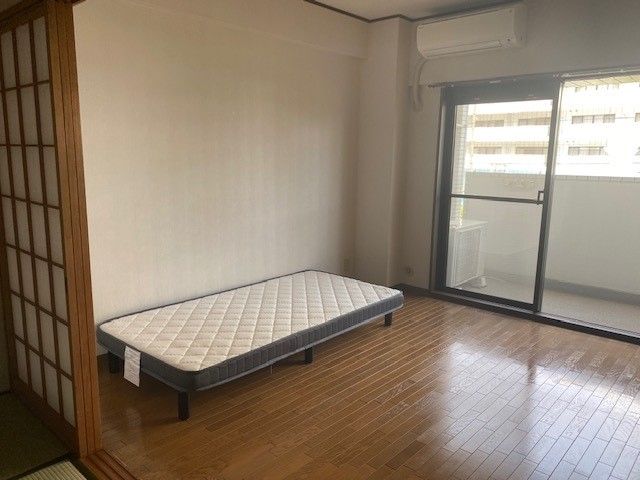 【寮内観】綺麗なお部屋です。※寮は複数ございます。
