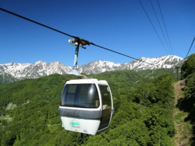 三山リフト券貸出あり◇
人気の栂池、岩岳、八方尾根リフト券が全て借りられるのはここだけ!!