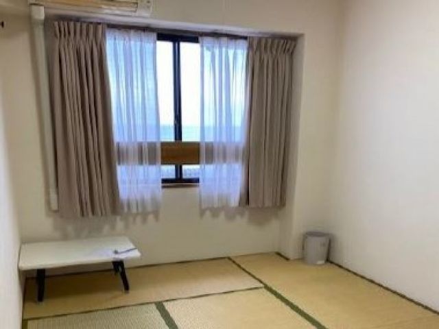 寮はお風呂・トイレ付きの個室です♪