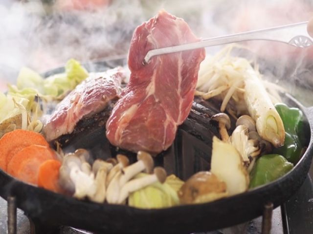 トマムリゾート内にある「ジンギスカン店」でのお仕事です！