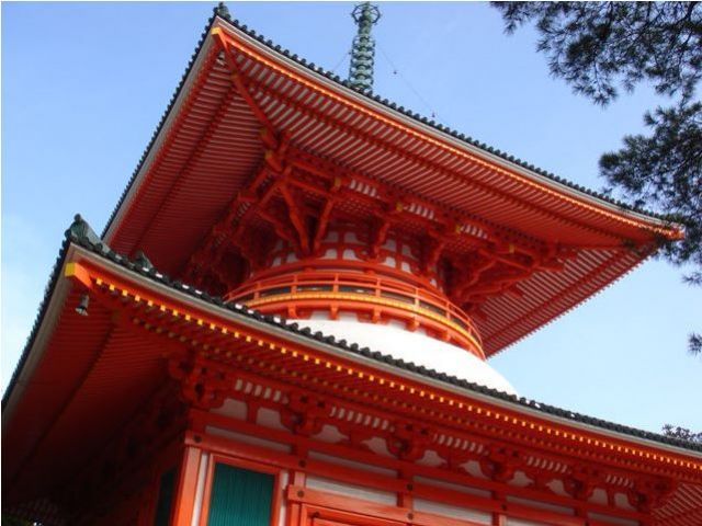 高野山のシンボルです。