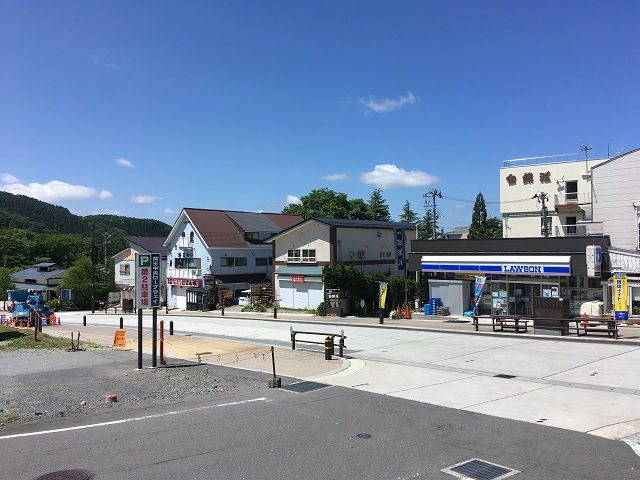 蔵王温泉はコンビニや飲食店もあり、生活環境も便利ですよ～☆