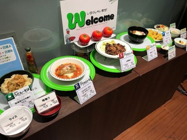 食堂大好評！！無料で食べれますよ！！！美味しいご飯は最高♪♪