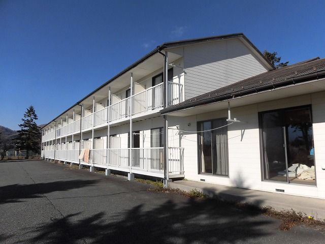 寮の外観、1ルームタイプの寮です♪