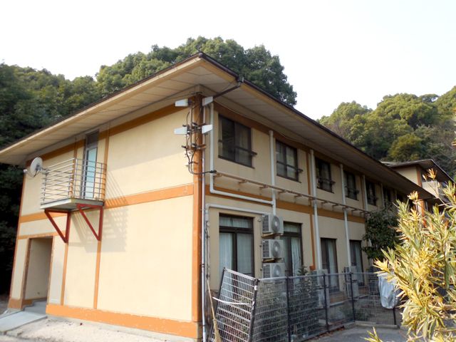 Wifiは男子寮のみ完備です。