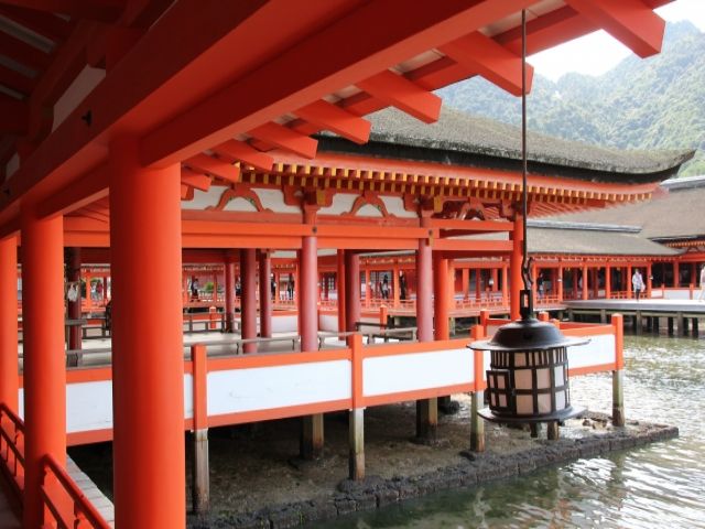 世界遺産の厳島神社です。