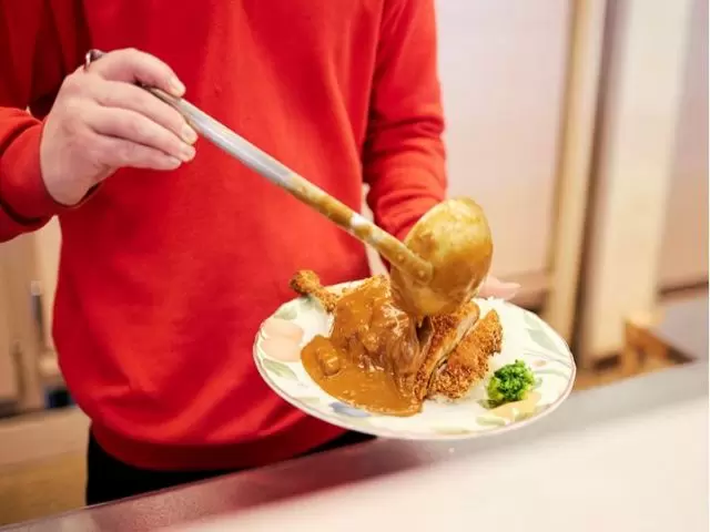 食堂のイメージです!!
滑って、美味しいご飯食べて最高★☆