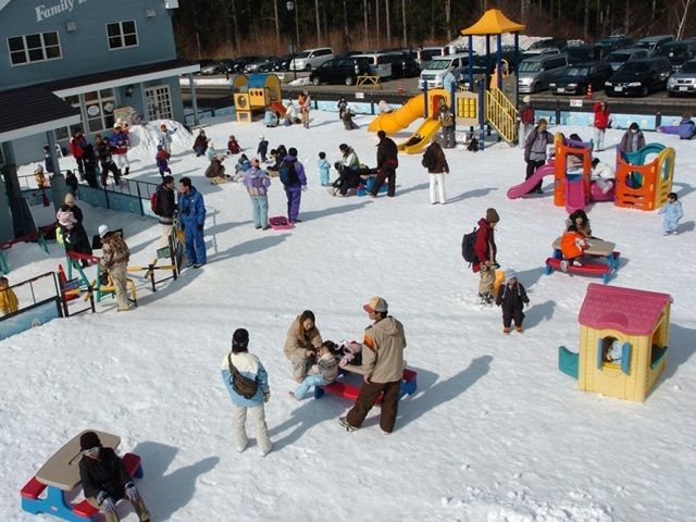 スキー場だから不便？いえいえ、こちらのスキー場は平日毎日お買い物バス運行中♪♪