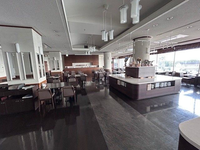 バイキング会場での調理のお仕事です。
満了率も高く、安定してお仕事することができます！