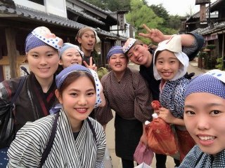 アットホームなお土産物屋さんでのお仕事です！！楽々スニーカー勤務！世界遺産を感じよう