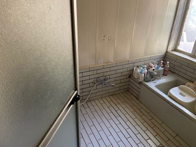 寮内のお風呂になります！
順番を守って入浴をお願い致します♪