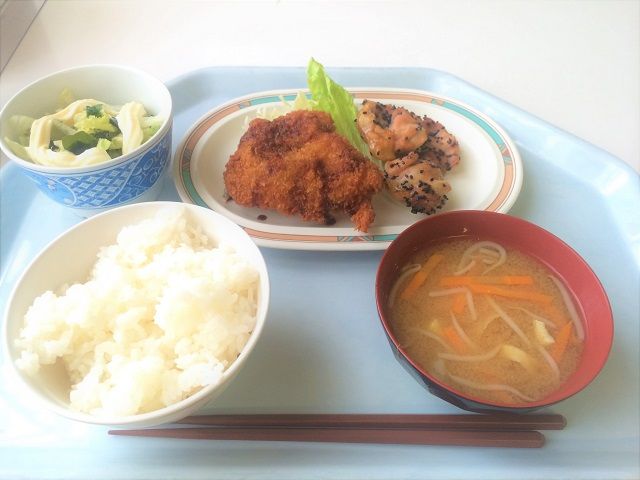 従業員食堂です♪メニューは日替わりです！