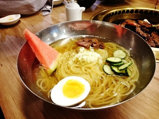 盛岡冷麺も人気のグルメです！