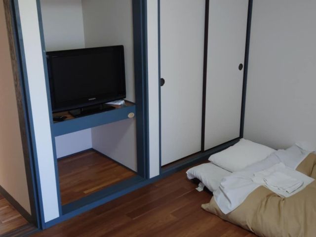 大人気の個室寮です。徒歩圏内のため通勤もラクラクです。お風呂は大浴場を利用いただけます。