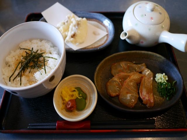 鞆の浦名物「鯛めし」