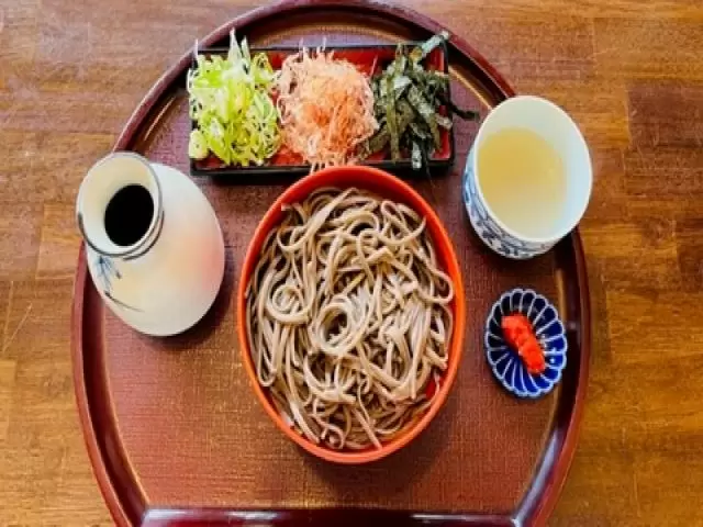 島根や山陰でしか味わえない食材や郷土料理を是非堪能してください！出雲そばは外せないですよ～