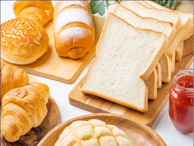 美味しいパンに囲まれた職場です♪通し勤務なのでスケジュール管理もしやすい◎