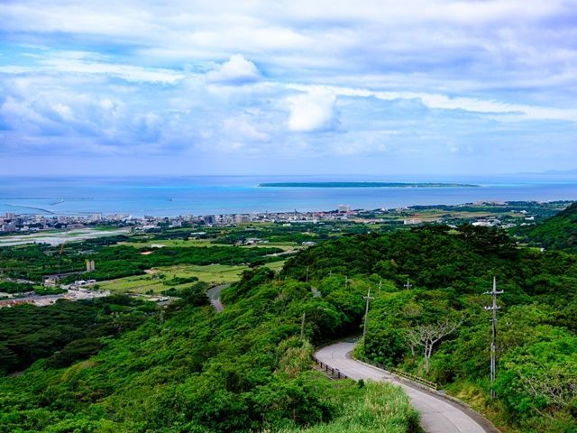 さあ、都会の喧騒から離れて、石垣島の自然をいっぱい感じて、頭からつま先まで、癒されよ～う！