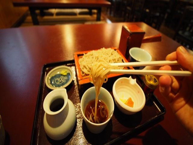 ☆周辺にはおいしい食事処も☆