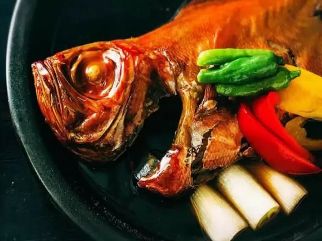 こちらはお料理の一例☆照り照りの金目に舌鼓！