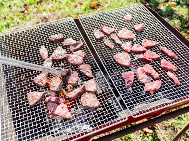 友人とバーベーキューの際は、鍋奉行ならぬ炭奉行の主役となれるかも。