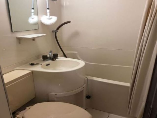 ユニットバスになります。