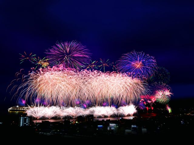 8/10は伊東で有名な花火大会があります！