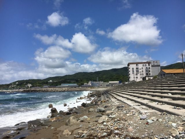 マリンスポーツも人気で、海もきれいな佐渡島！