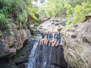 《マリン業界最高水準の福利厚生!!》石垣島のキレイな海で大人気ツアーのガイドのお仕事♪