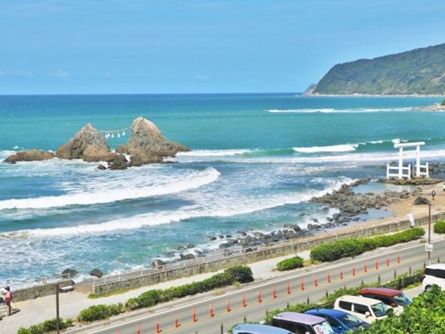 コンパクトシティ福岡。少し足を延ばすだけで、海や田園のある地域へ遊びに行けます。