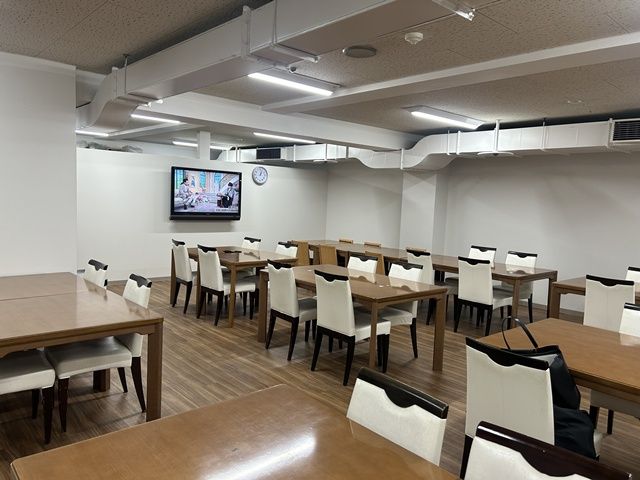 綺麗な食堂です