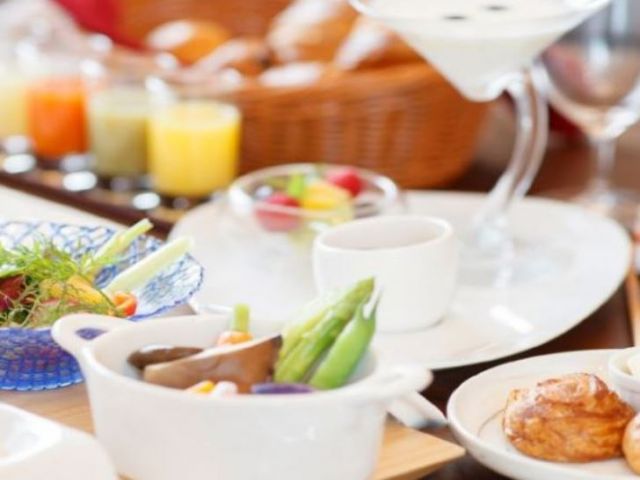 自慢のお食事のサービスもお願いします☆