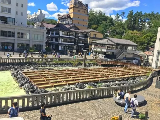 草津の中心部"湯畑"から徒歩20分♪ホテル送迎バスもあるので移動もラクラク！