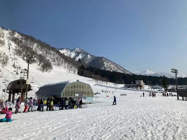 大人気のスキー場求人が出ました！