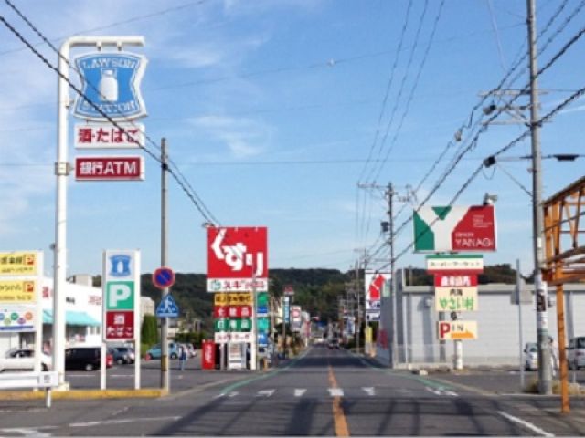 内海駅周辺は生活環境抜群☆
ビーチも近くて釣りやサーフィンもできます!!