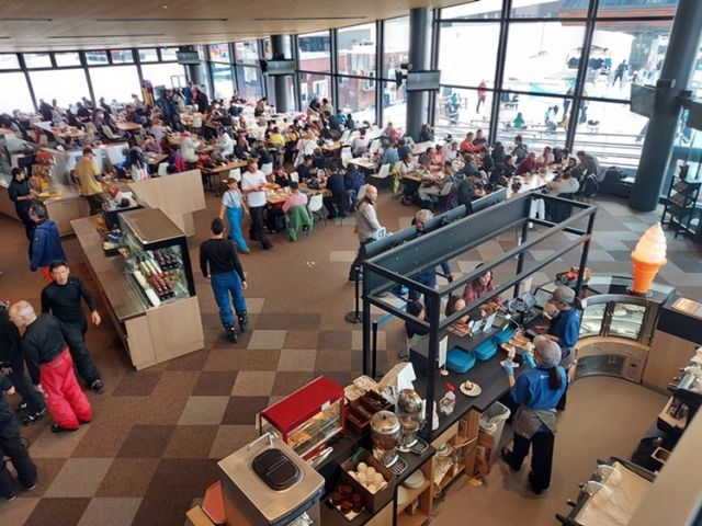 日本なのに日本じゃない！？リゾバ留学が実現できる♪