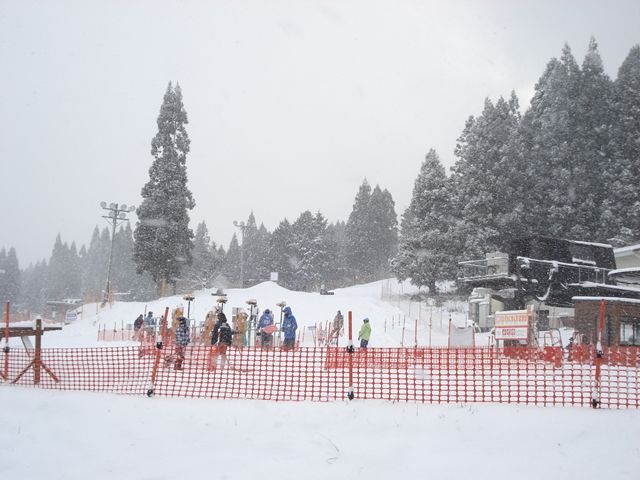 スキー場で働く醍醐味とは、気軽にイベントに参加することと【好きなときに滑る】こと！