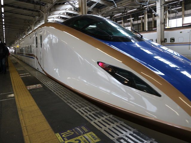 新幹線も停まるので都内からのアクセスも抜群！