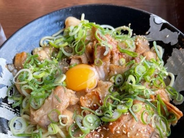地元でも観光客からも人気のラーメン屋さんです♪