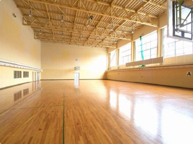 体育館が併設されており、スポーツもできます！