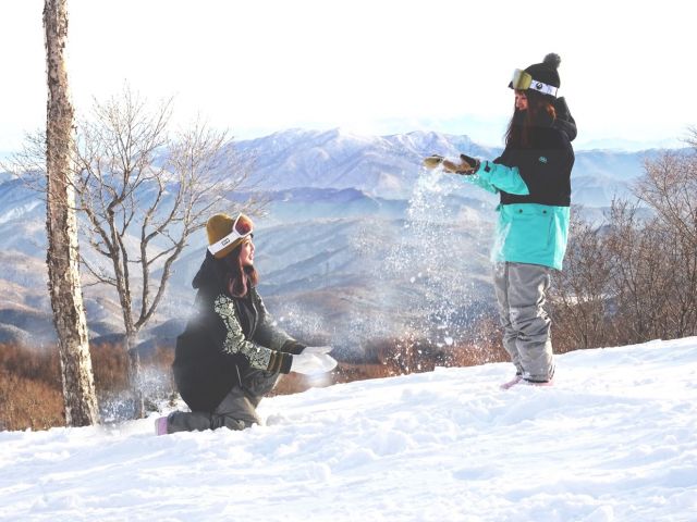 休日は一緒にスキー、ボードを楽しんで下さい♪